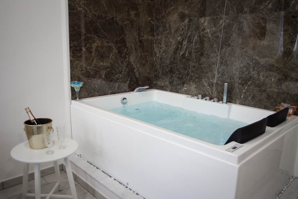 VASCA IDROMASSAGGIO DELLA KING ROOM