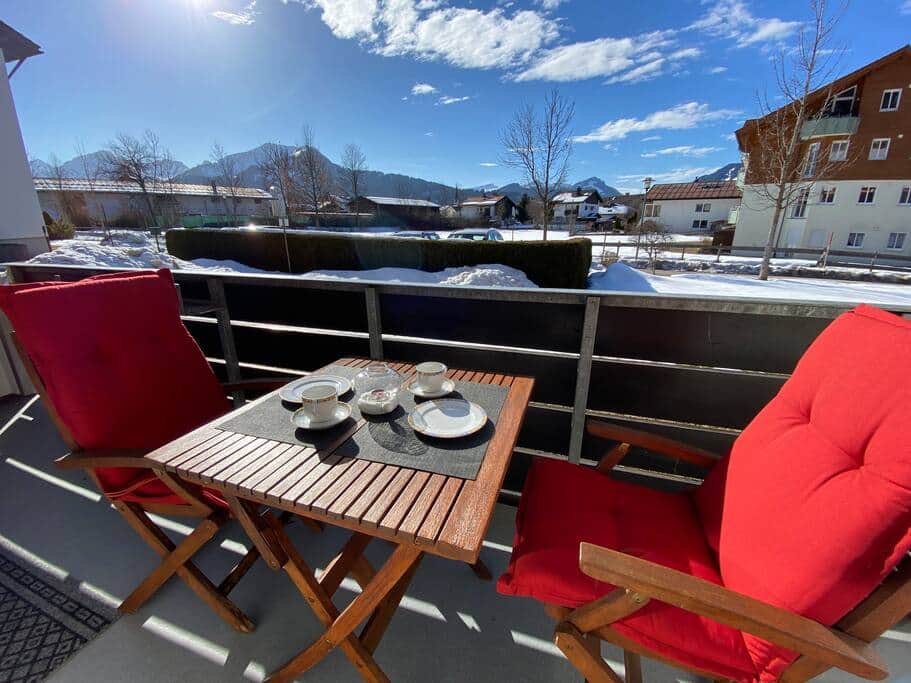 Auf dem West-Balkon kann man die Sonne nach einem anstrengendem Tag genießen.