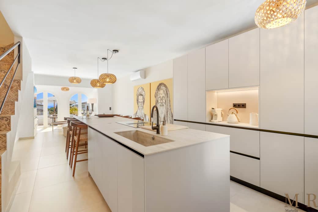 Modern open plan kitchen.