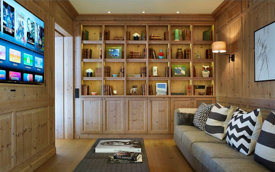 7 83 1200x750 7 83 1200x750