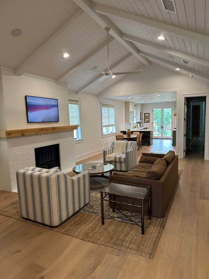 Living room 2