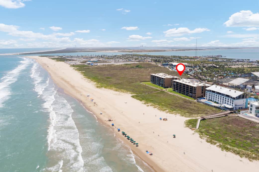 Location is PARAMOUNT! Can you spot SpaceX? This condo is partially south facing towards SpaceX. Location is PARAMOUNT! Can you spot SpaceX? This condo is partially south facing towards SpaceX.