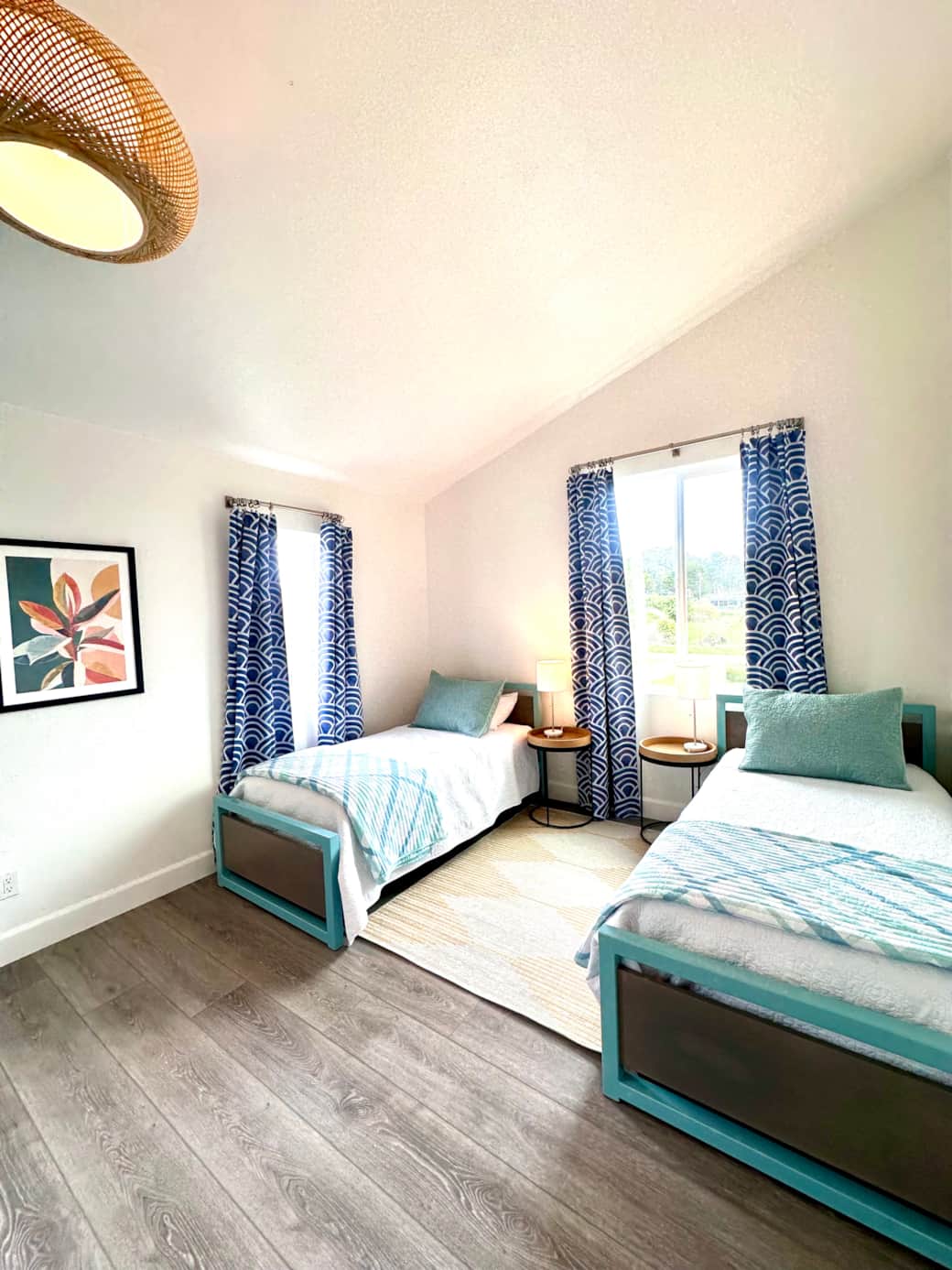 Upstairs Bedroom - Two Twins and on Trundle Bed