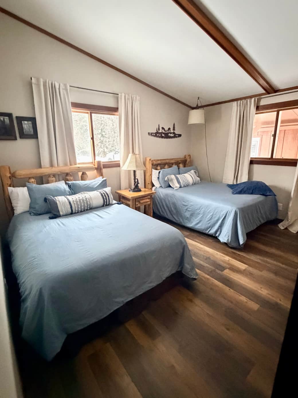 2 Full Beds in a Super Room 2 Full Beds in a Super Room