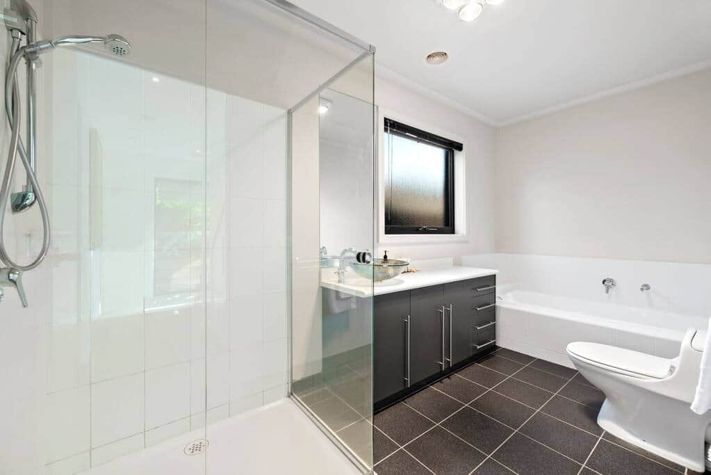 Main bathroom