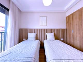 Élégance ,Lumière et Confort avec piscine — photo 12