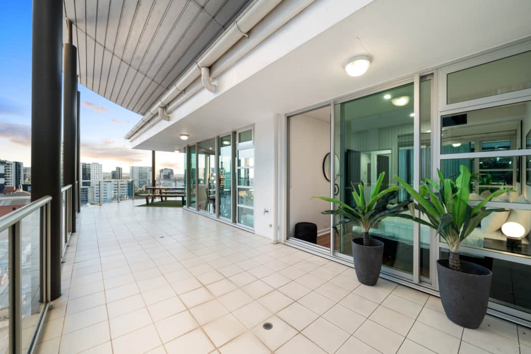 Oversized balcony