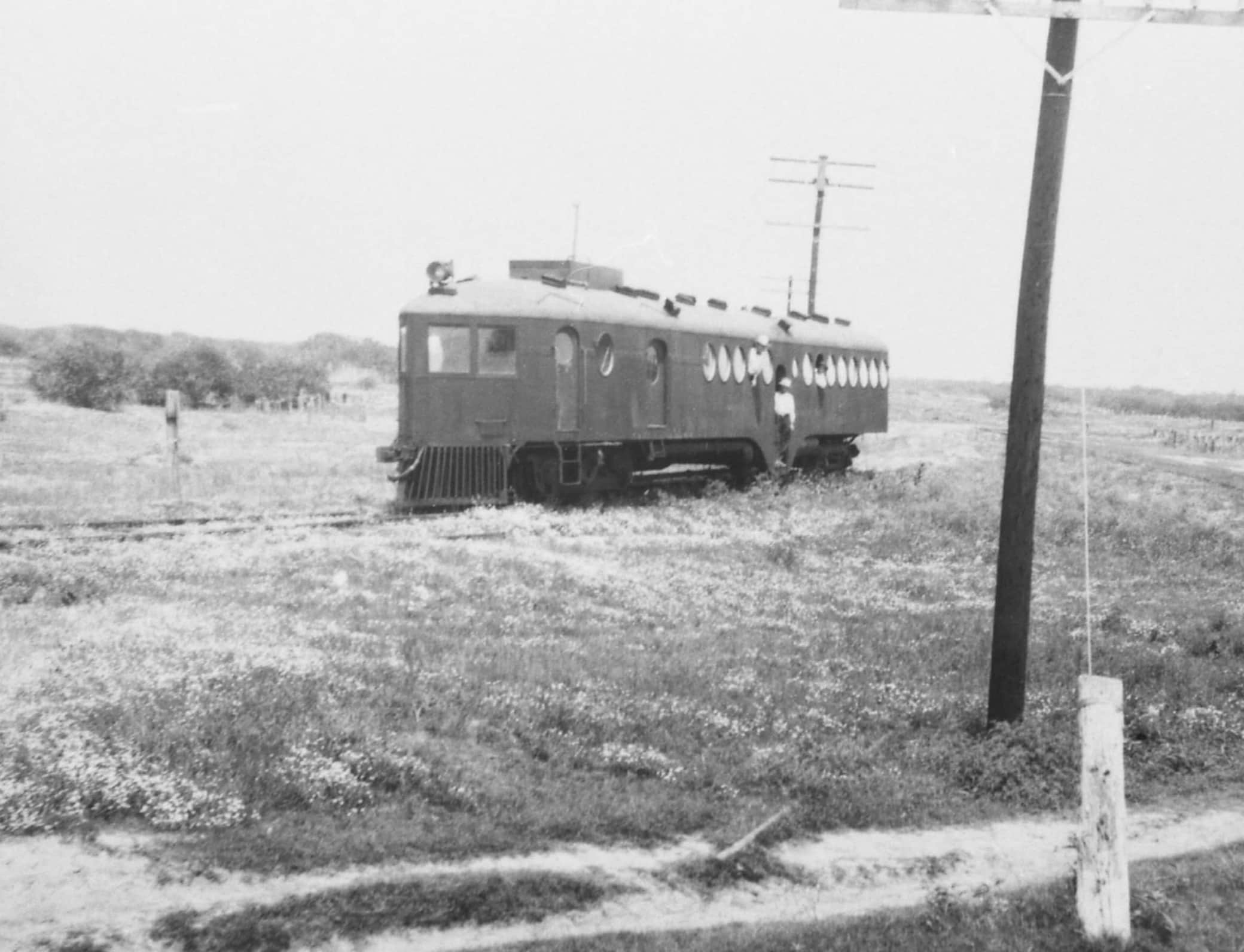 TRAIN TO RIVIERA BEACH