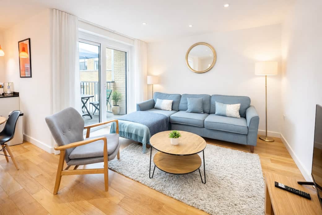 Open plan lounge and kitchen area with a large comfortable sofa and outside balcony perfect for summer nights. The fully fitted kitchen offers a great space for socializing .Smart TV available with access to all major subscription apps. 
