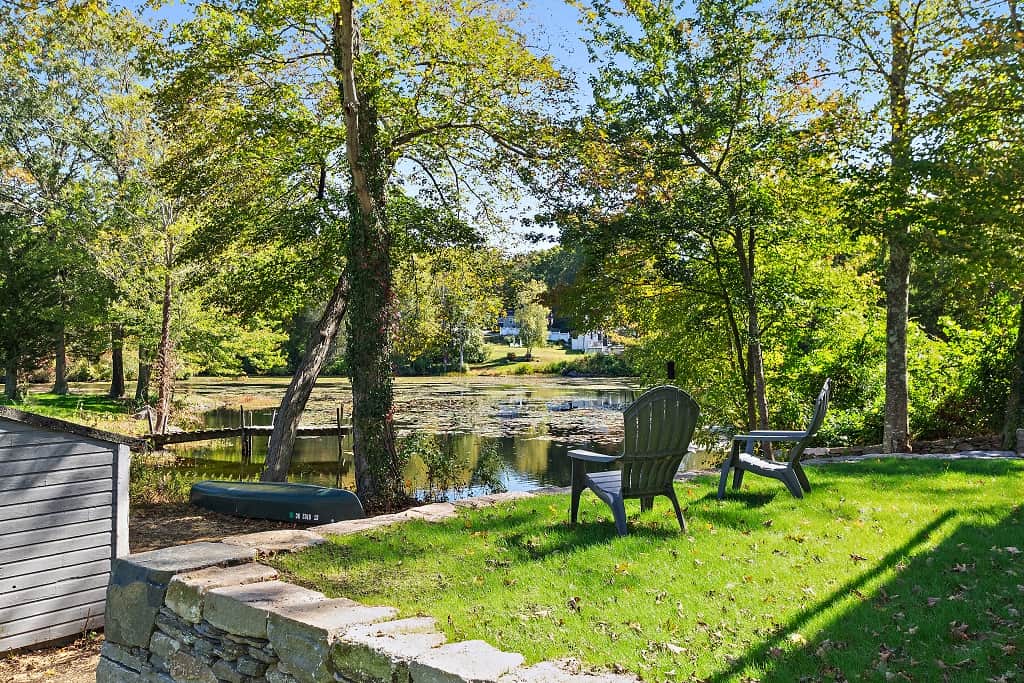 Enjoy quiet mornings, peaceful noon, or sunset chats by the pond surrounded by trees and fresh air Enjoy quiet mornings, peaceful noon, or sunset chats by the pond surrounded by trees and fresh air