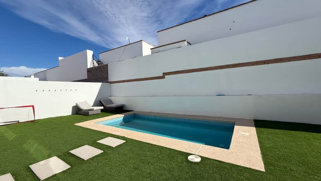 WhatsApp Image 2025-12-03 at 5.10