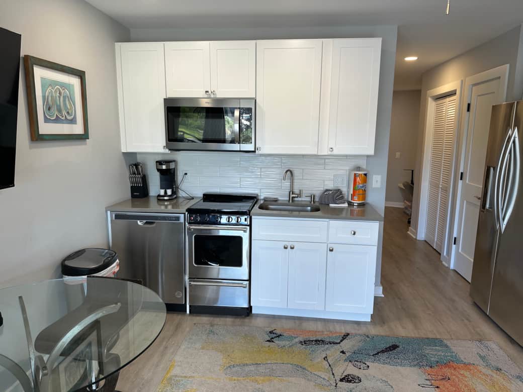 Fully equipped kitchen Fully equipped kitchen