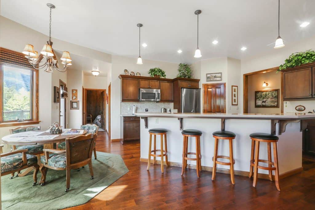 Dining Area, Kitchen and Bar Stool Area