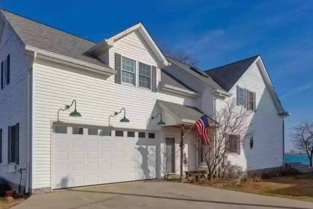 Garage Exterior 
