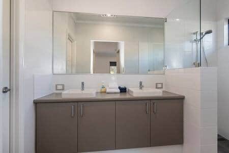 Ensuite bathroom