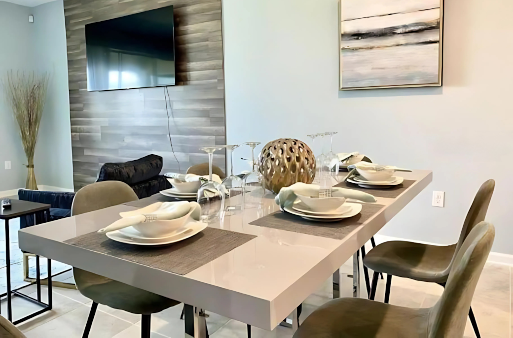 Dining Room Area