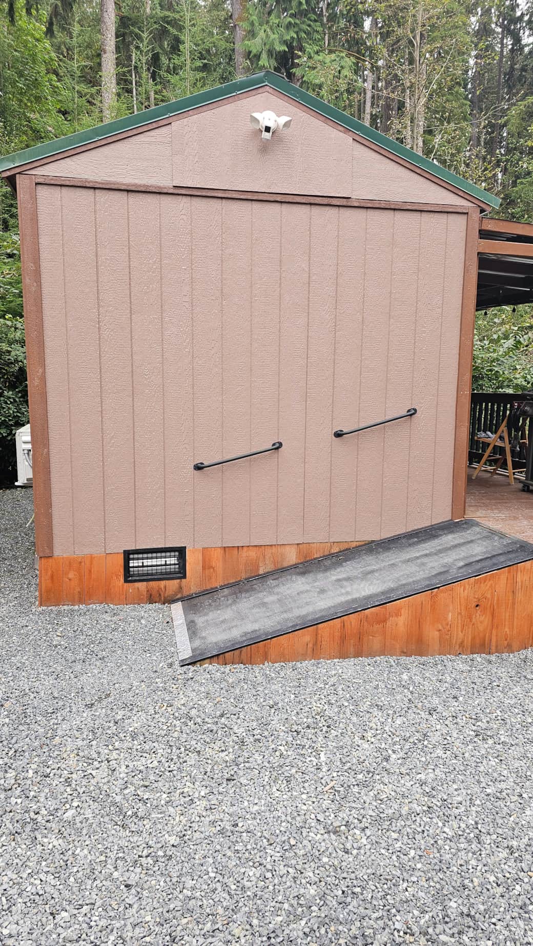 Ramp with anti-slip mat