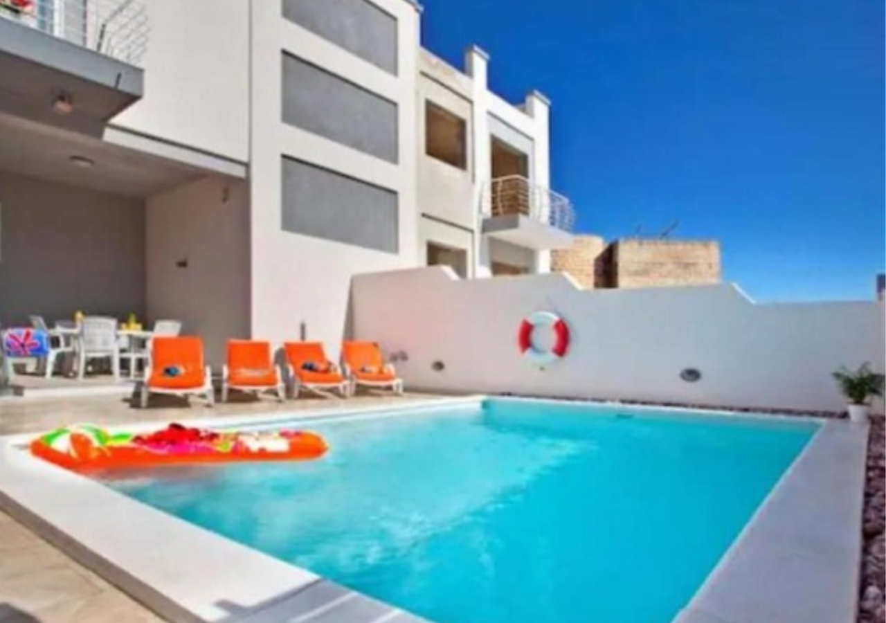 Outdoor Pool. Not Heated.