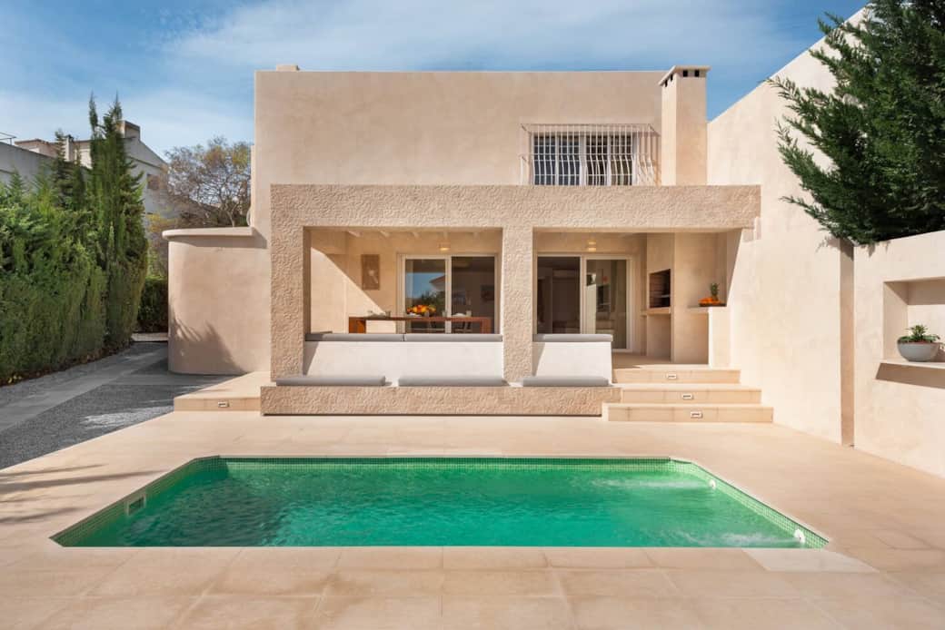 Private villa with pool within walking distance to Puerto Banus and the beach