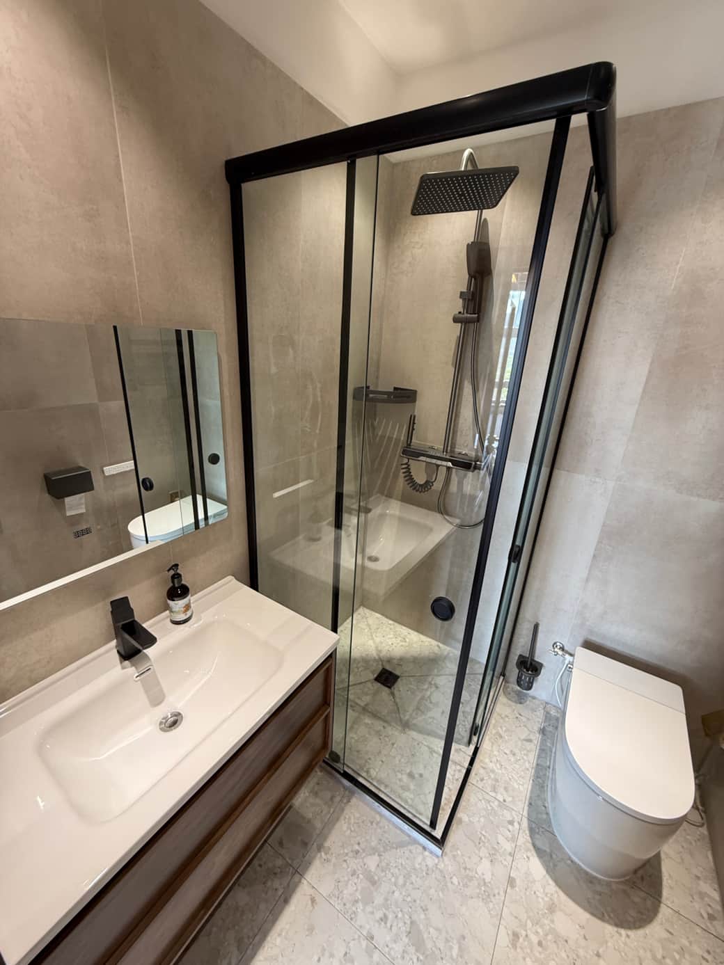 Washroom room 22 
