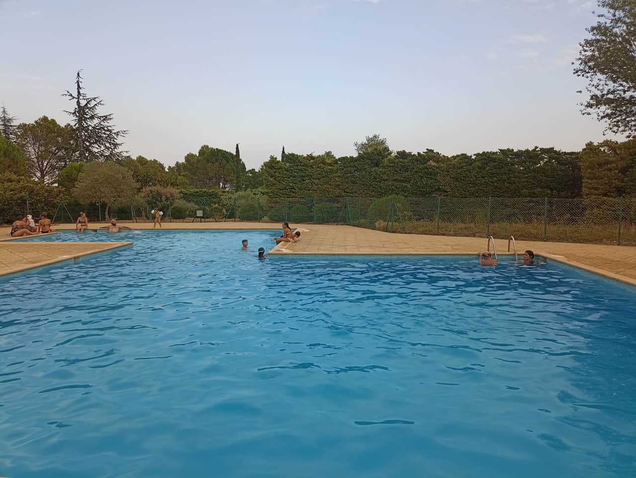 Swimmingpool Camplong