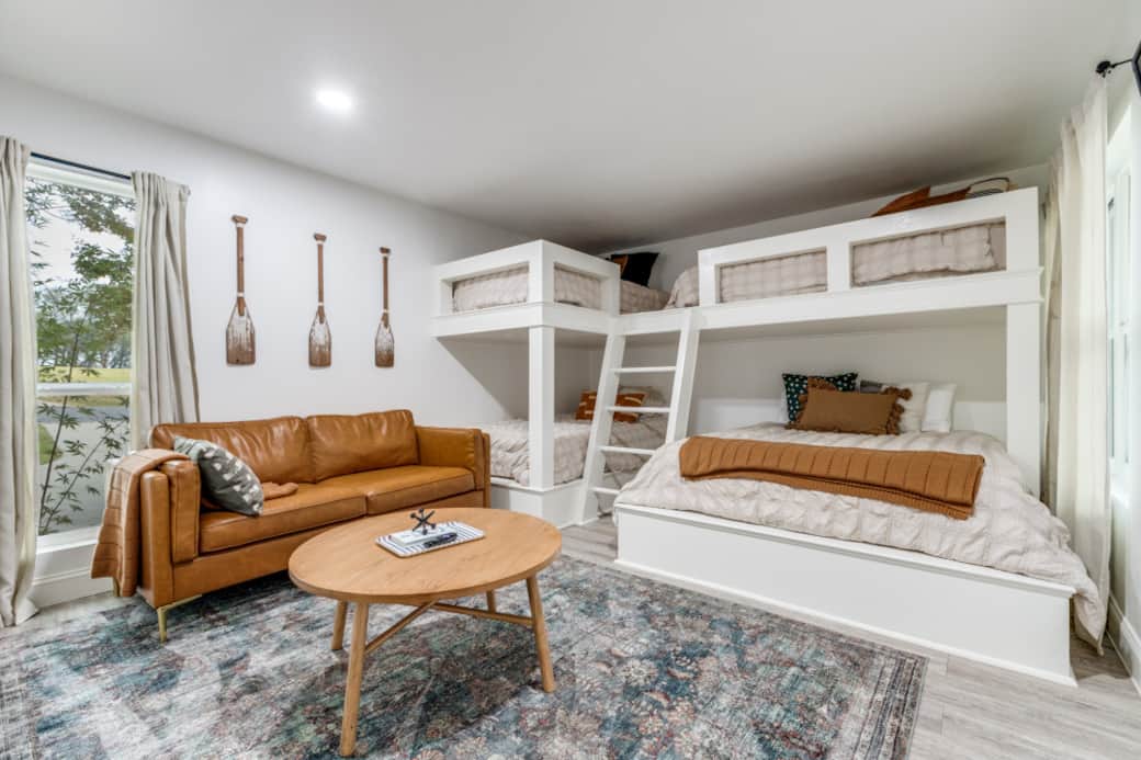 Southside Serenity bunkroom