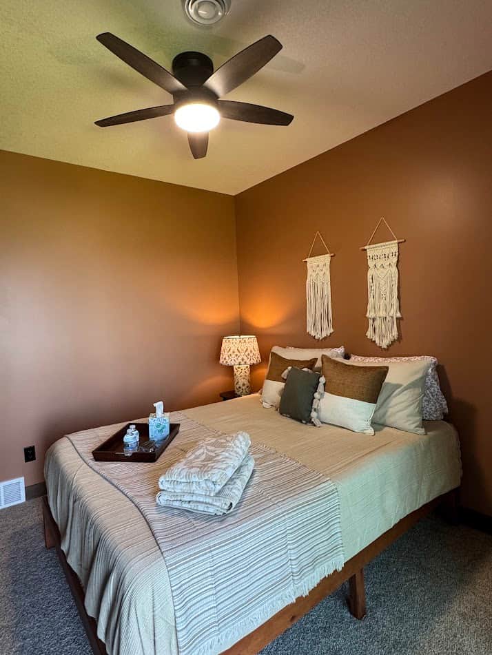 Queen Bedroom