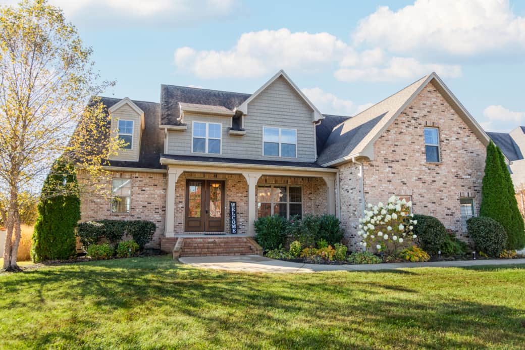 The whole neighborhood shows pride of ownership throughout with 3200 square foot homes up to 5000 sq The whole neighborhood shows pride of ownership throughout with 3200 square foot homes up to 5000 sq