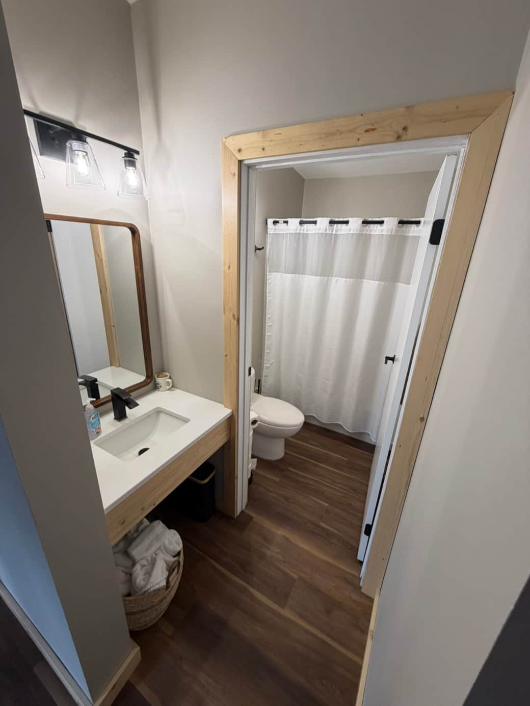 Washroom Washroom