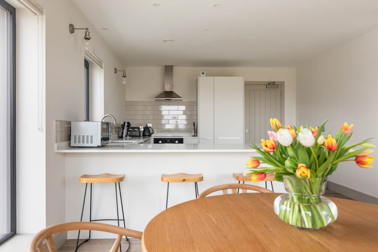 Tullagh dining kithen @Ballyliffin Beach Houses