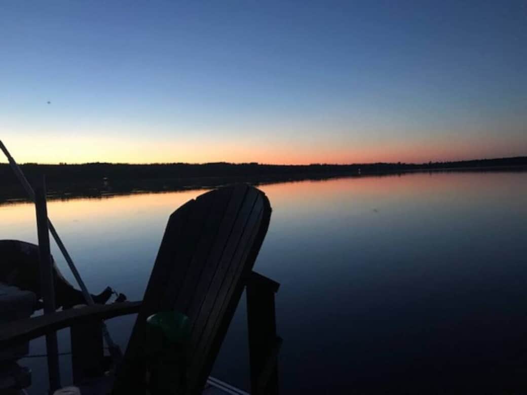 couché de soleil sur le lac elgin