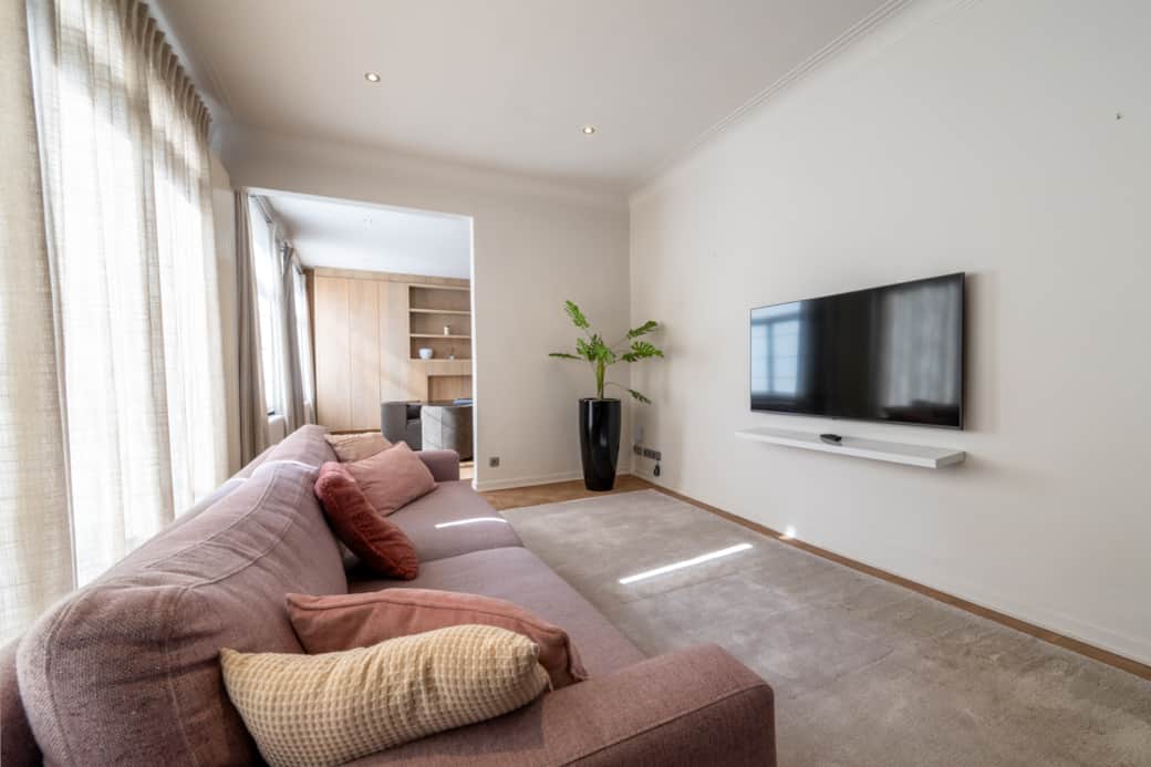 Suite Estelle seating area 