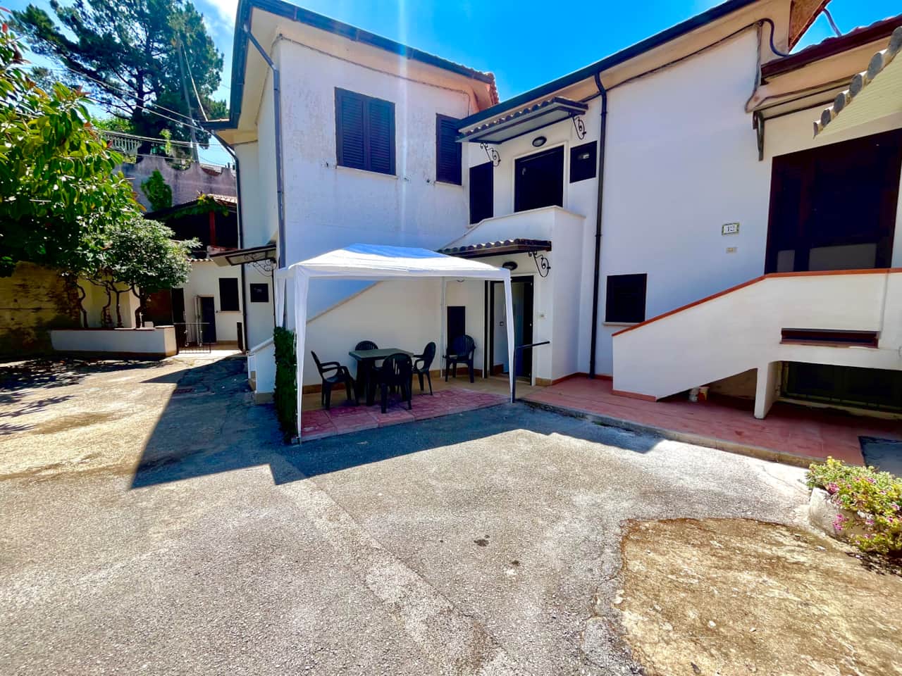 SPAZIO ESTERNO APPARTAMENTO