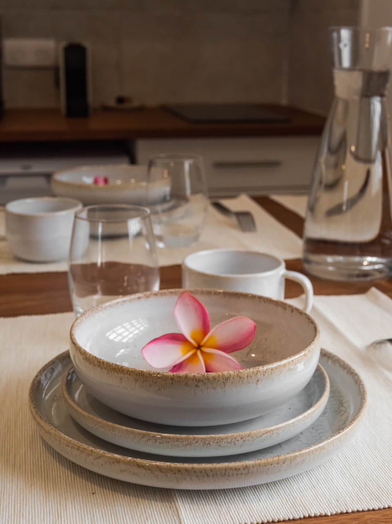Table Cuisine_Appartement Tradition_Escale Bleue_Résidence de tourisme Saint Leu 974