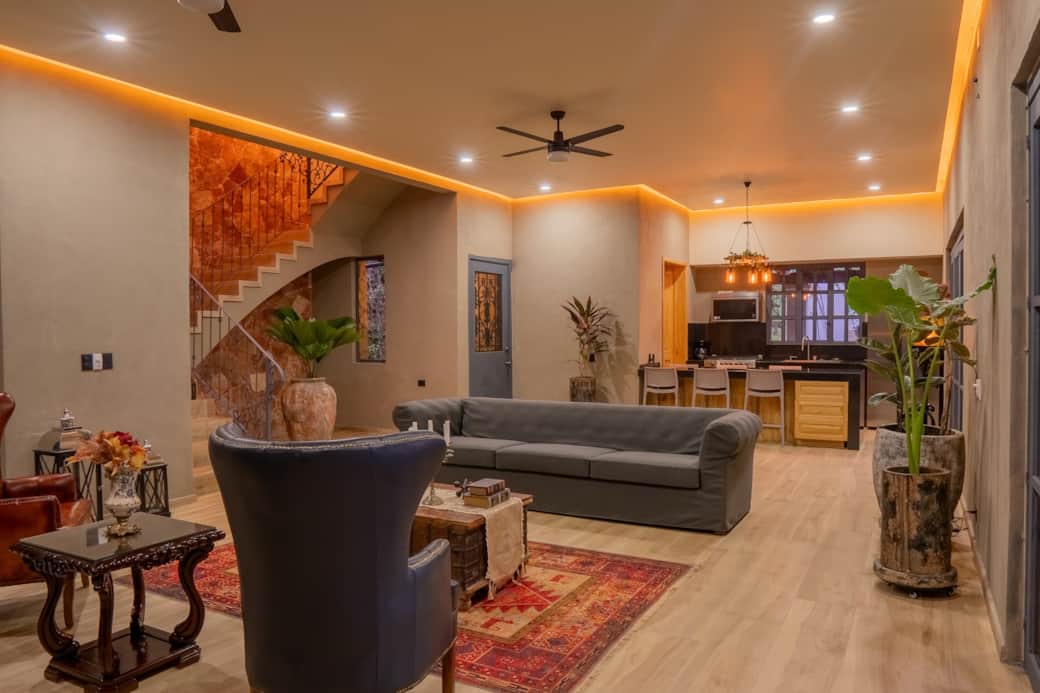 Sala interior y cocina