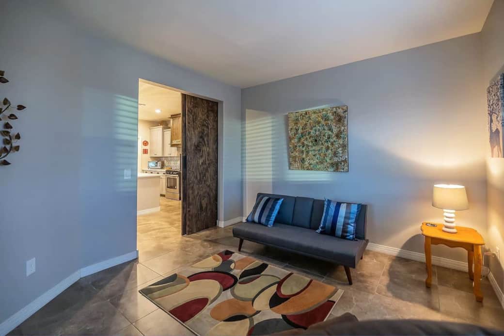 Reading Room Futon 2/3