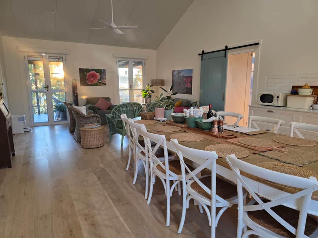Livingroom 2/dining room