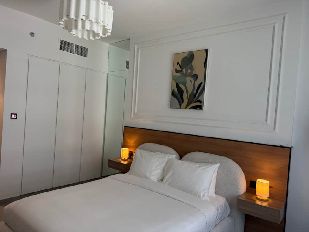 Image (79) Image (79)