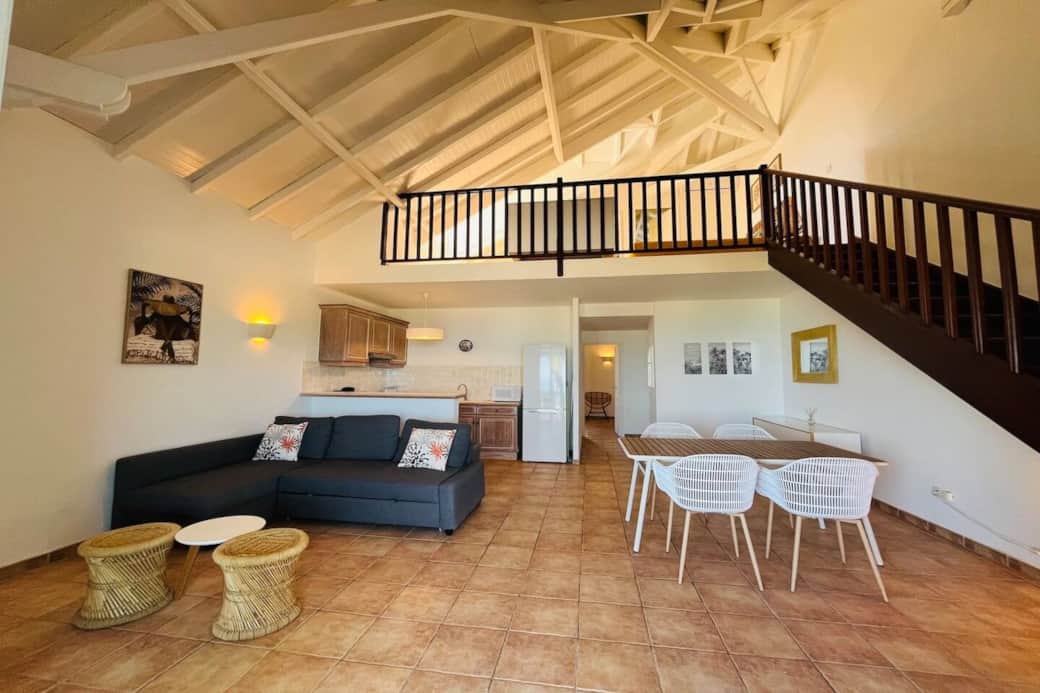 Living room with dining area and kitchen Fanny 3