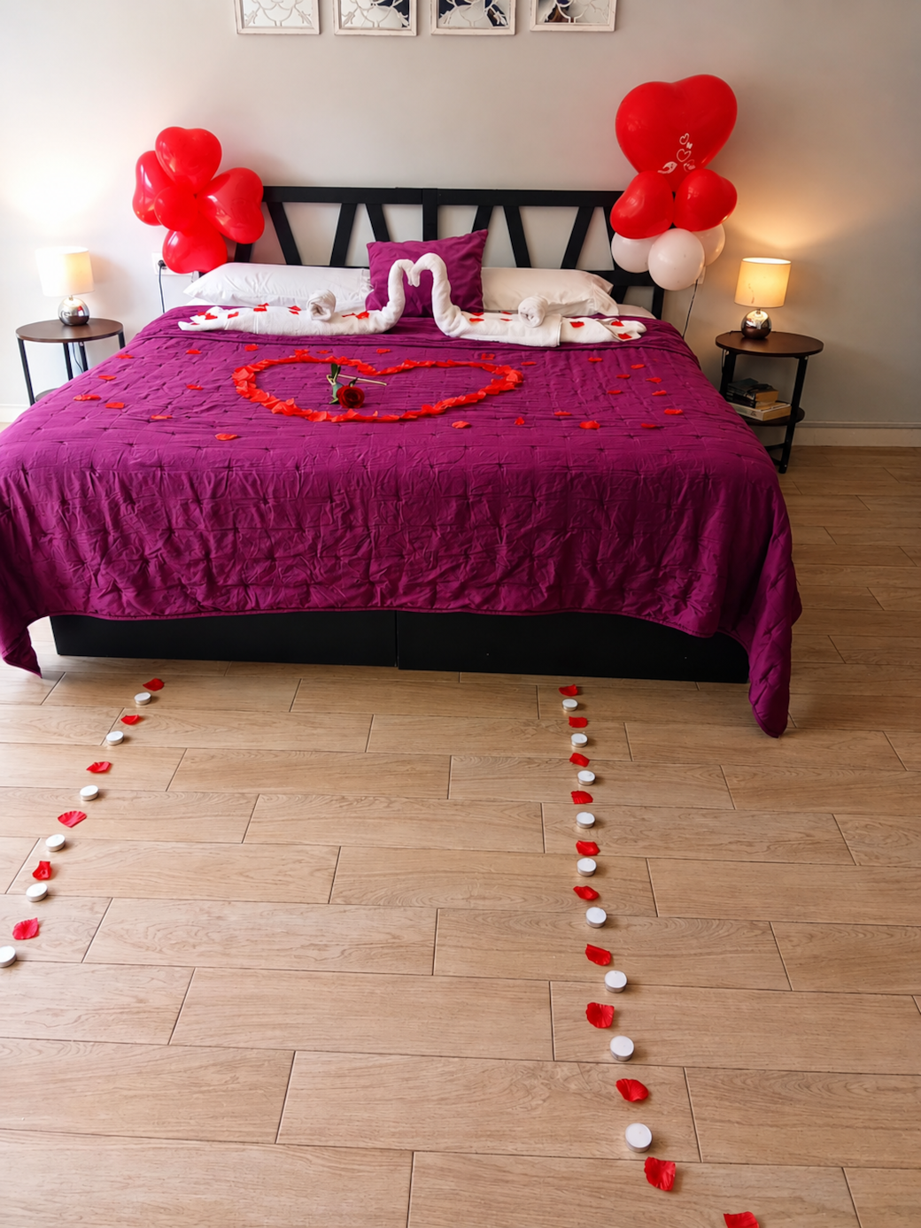 ROMANTIC DECOR