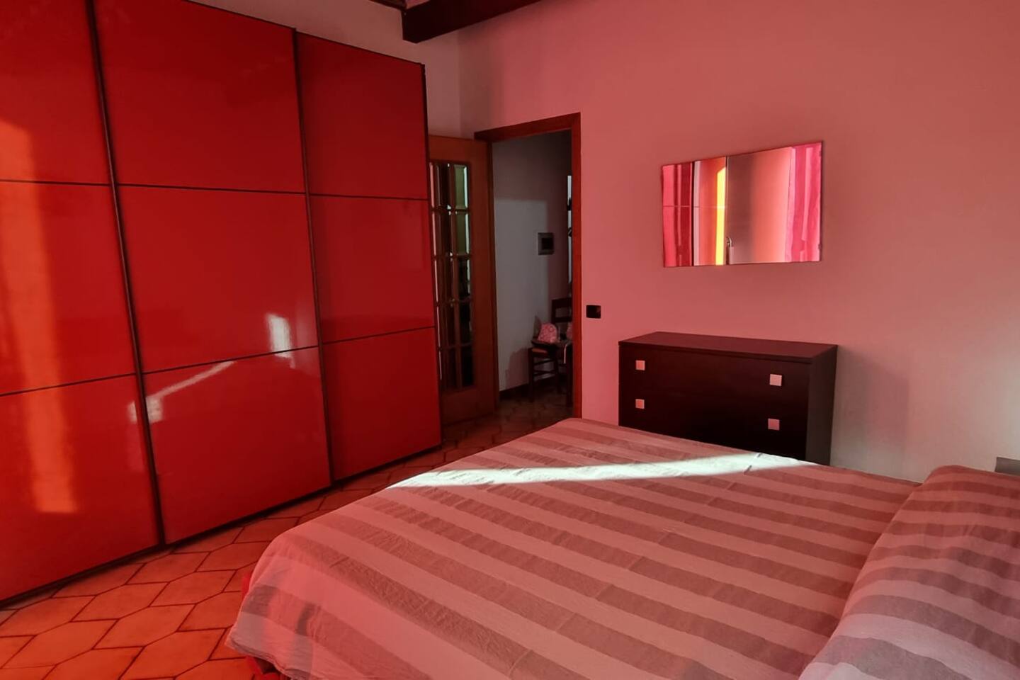 Camera da Letto principale con ampi armadi