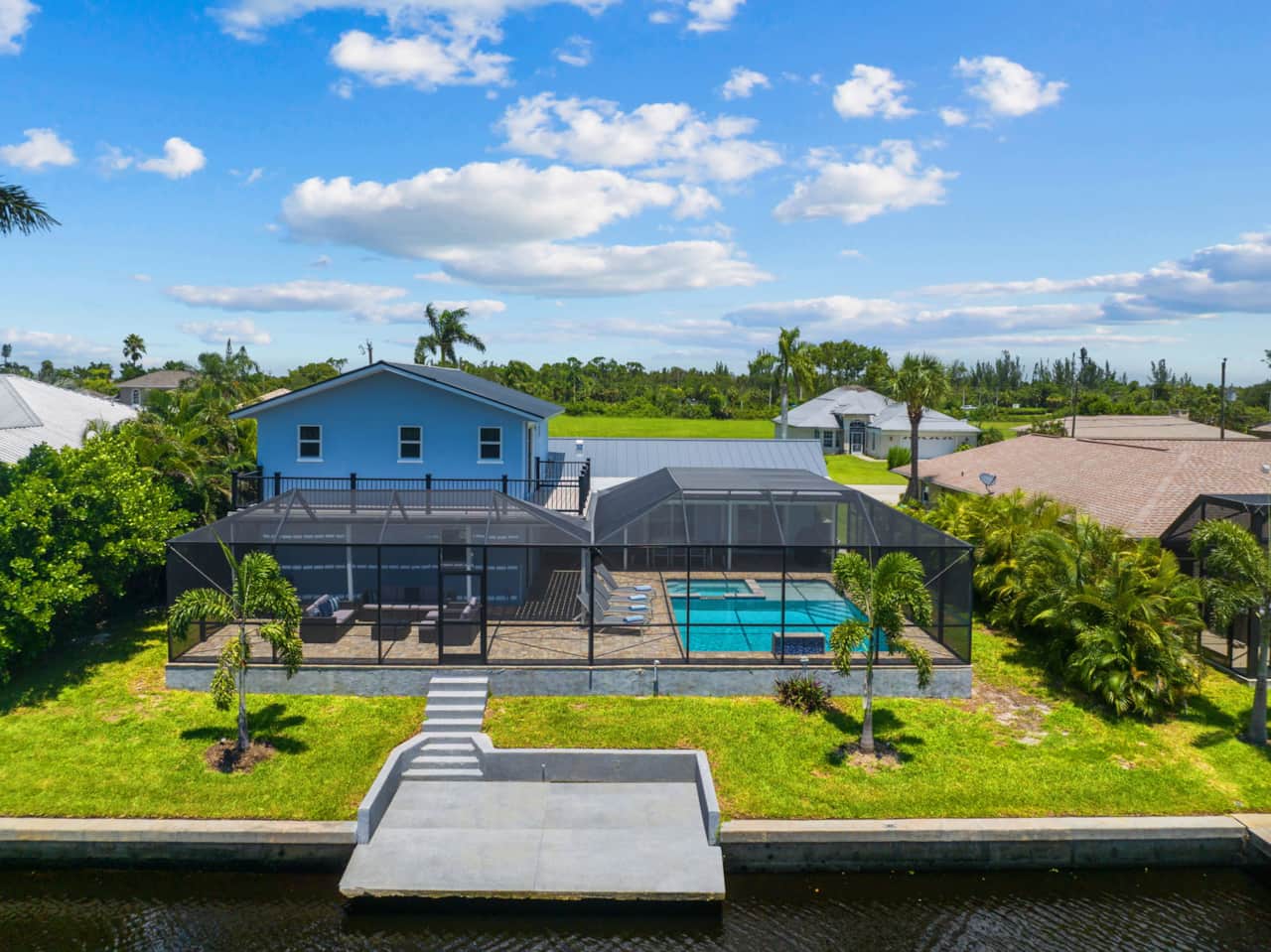 Seaside Villa Coral Point