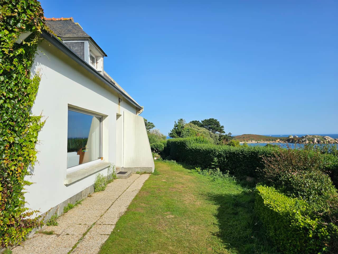 Maison face à la mer sur l'île Callot