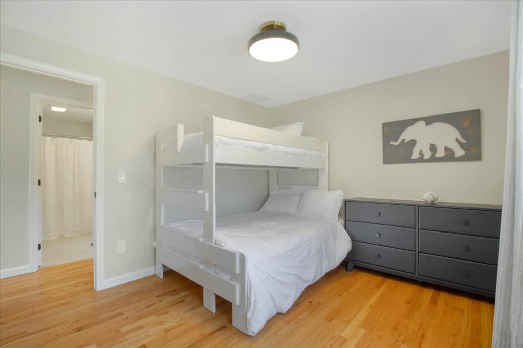 Kids' room — twin over full bunk bed, sleeps 3