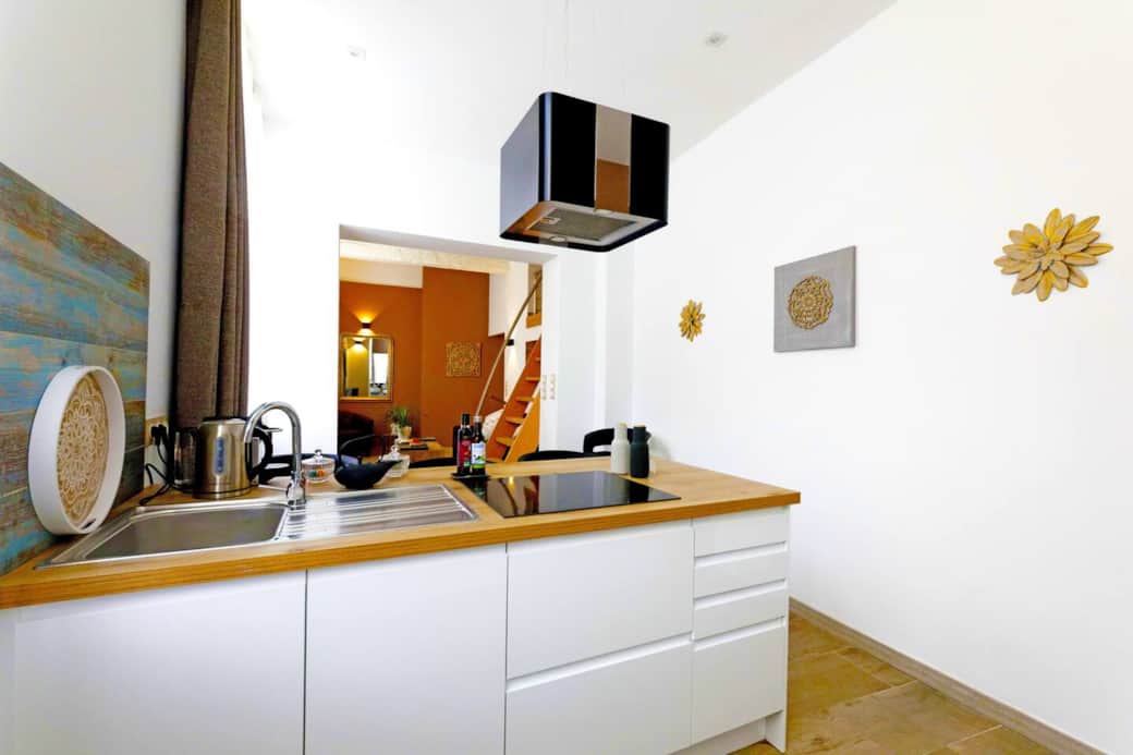 Brand new full-equipped kitchen Brand new full-equipped kitchen