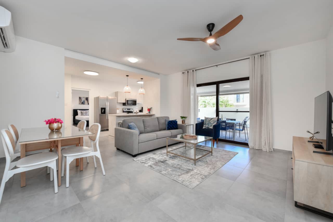 Open concept living, dining, and kitchen area