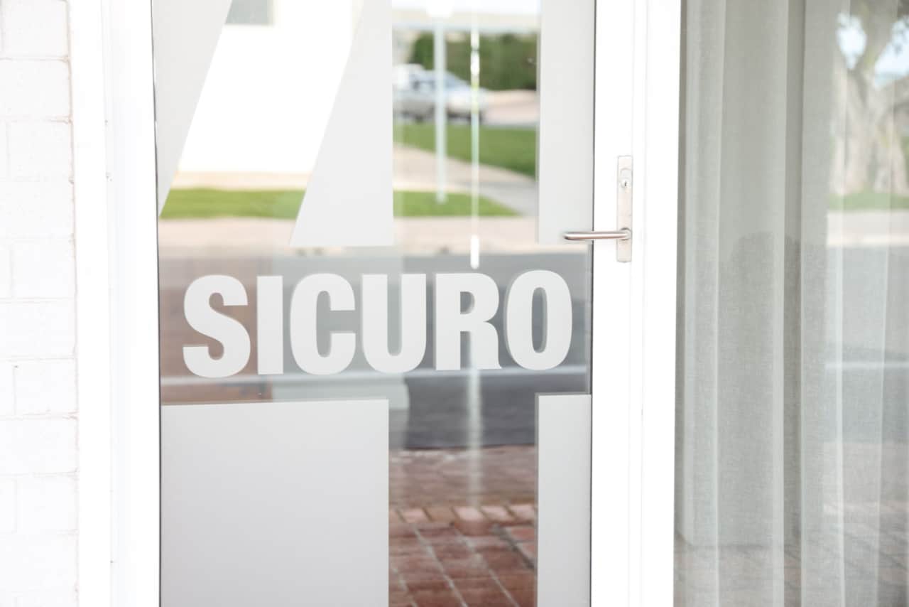 Robe Accommodation Sicuro sleeps 8