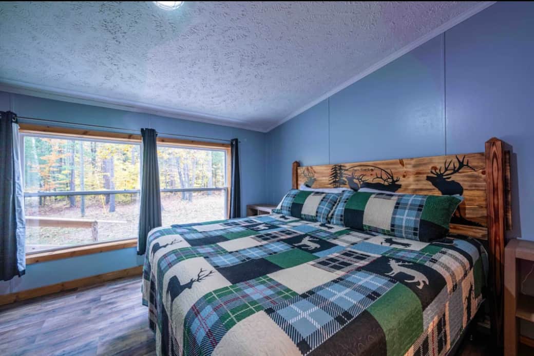 Elk Room: Primary Bedroom Elk Room: Primary Bedroom