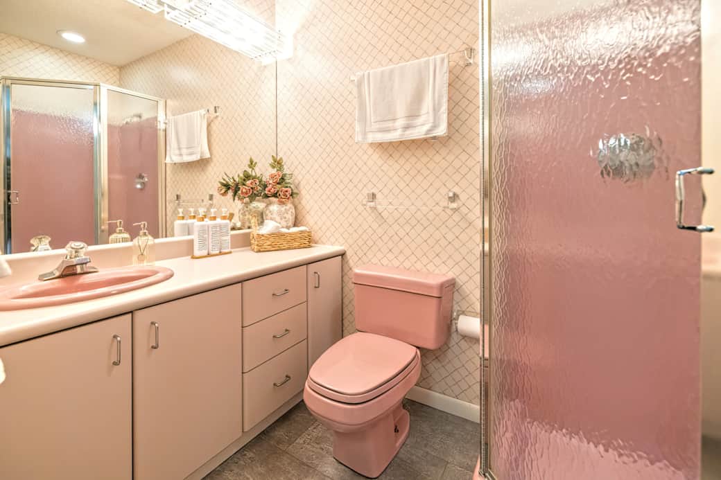 Pink Bathroom 1