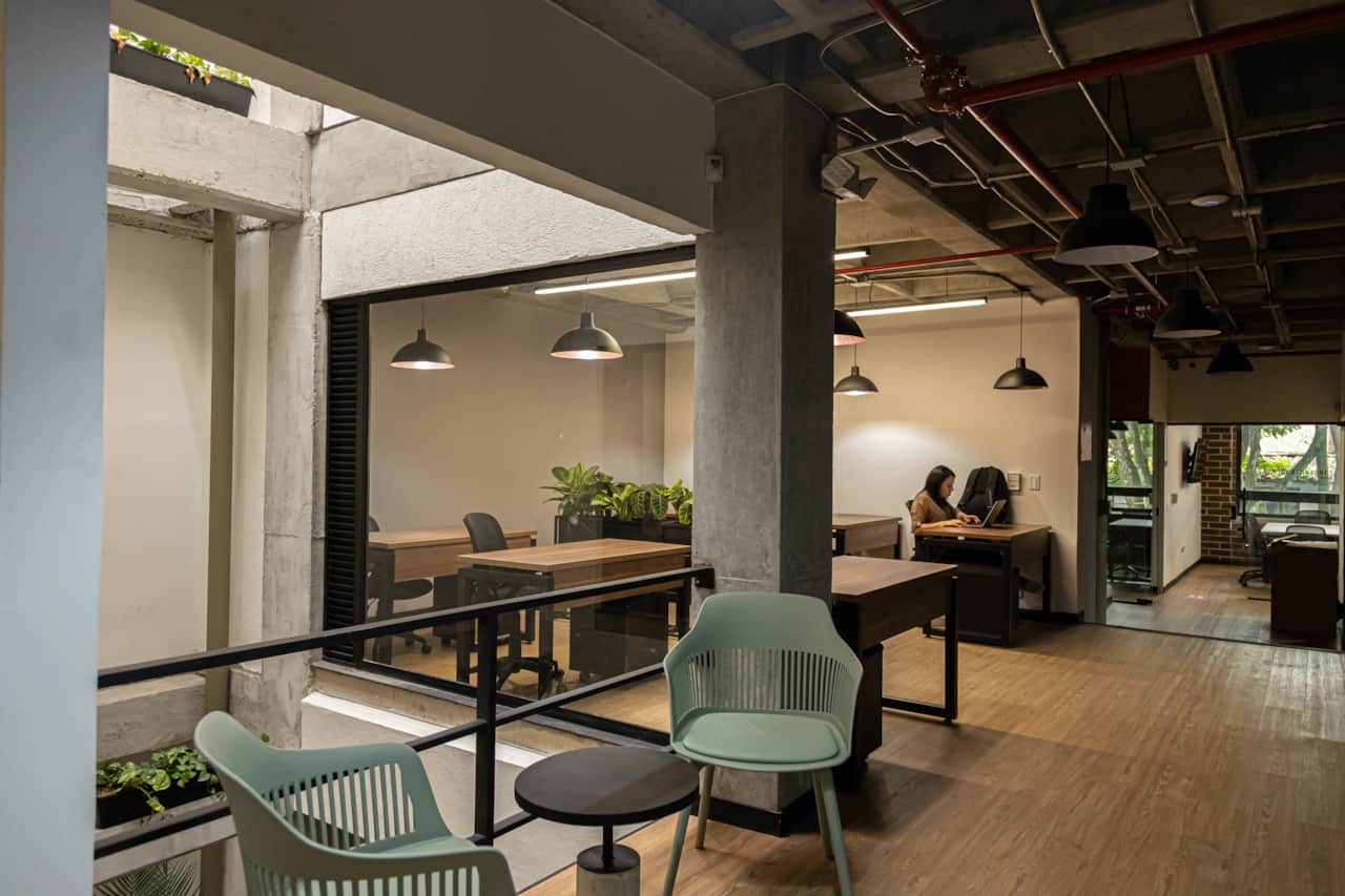Alojamiento en El Poblado Medellín con coworking pago adicional directamente